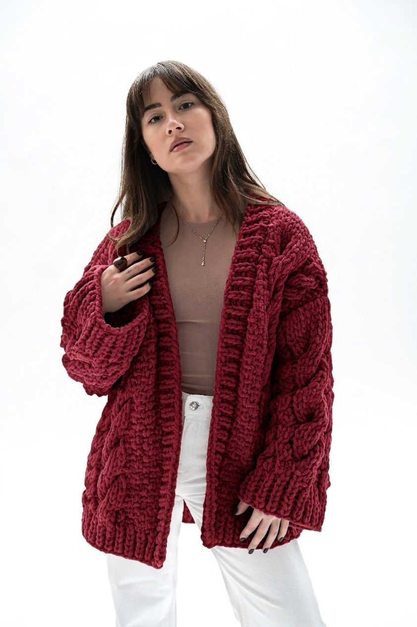 Ručně pletený svetr BRAIDS SLEEVE