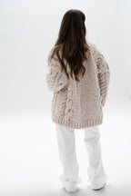 Ručně pletený svetr BRAIDS SLEEVE